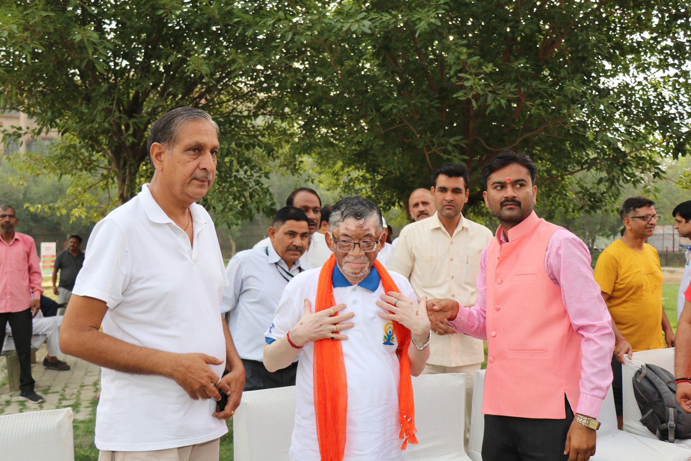 Welcoming the Chief Guest — International Yoga Day 2019
